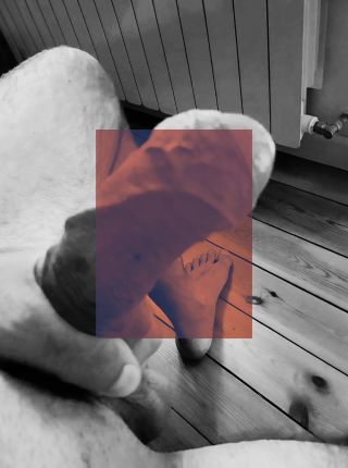 livePhoto_1764261352986138.mov