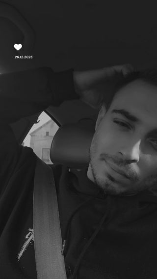 Snapchat-94177559.mp4