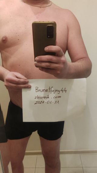 Brunetfajny44