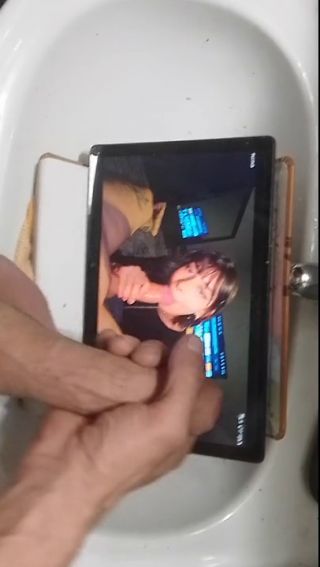 a025337b14280de6c1a213f7d1aed7ce.mp4