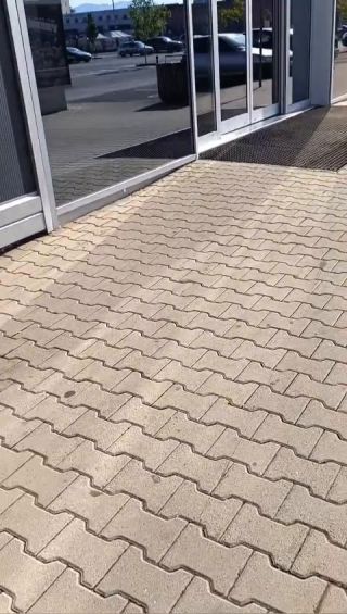 1000132427.mp4