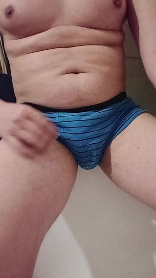 VID_20250408_214924.mp4