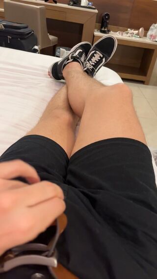 ips-B59953D5-E95E-445B-A2AF-3C04ACC6263D.mp4