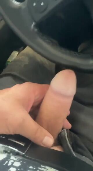 02a842c7-0738-44e4-98bb-180bccd29bc5.mp4