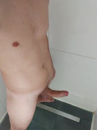 LIVE - 2026-08-22 13:08