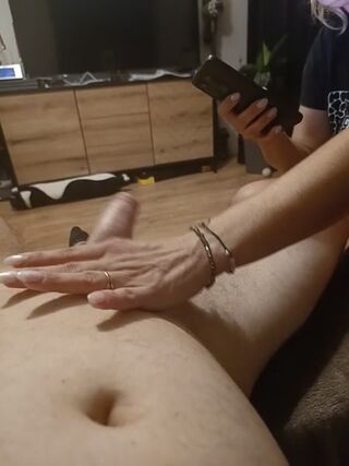 LIVE - 2026-08-22 05:19