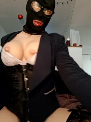 LIVE - 2026-08-26 19:47
