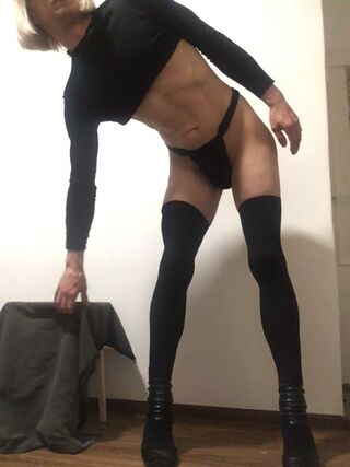 CrossdresserFemboy2