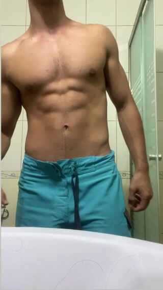 bfa7652717d64f23bc302ab9a6e7c853.mov