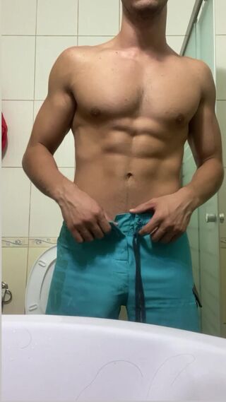 bfa7652717d64f23bc302ab9a6e7c853.mov