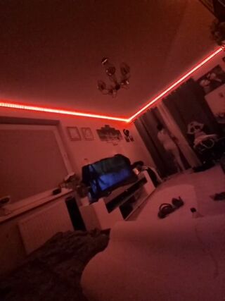 LIVE - 2026-09-18 02:23