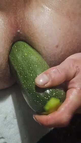 226ca32b-ffd0-4d8e-a400-ee56a805eba0-1_all_165.mp4