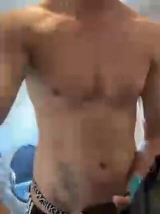 LIVE - 2026-09-27 09:44