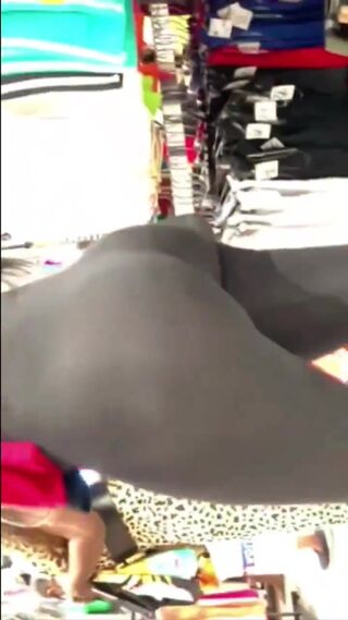 c2b5a4d9-bf0e-45fc-8b6c-9370685efce8.mp4