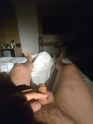 LIVE - 2026-10-04 22:48