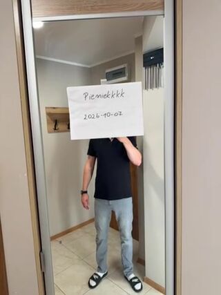 81307423755__8B6F668A-7034-4EB4-A5ED-24954875744F.MOV