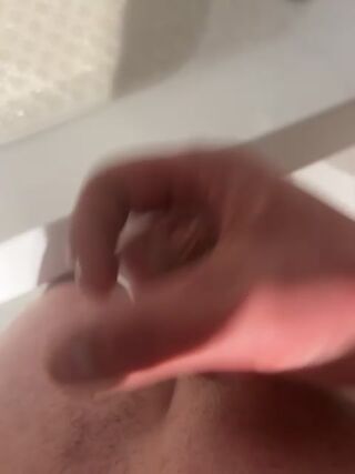 LIVE - 2026-10-08 04:40