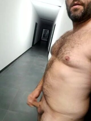 LIVE - 2026-10-12 01:01