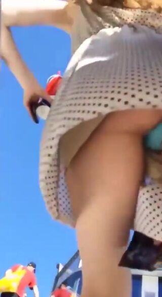 62c95531-f3c5-40fa-a7c9-d4115d659ebe.mp4