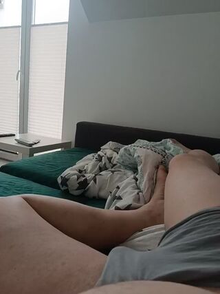 LIVE - 2026-10-25 10:20