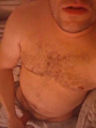 LIVE - 2026-10-27 03:39